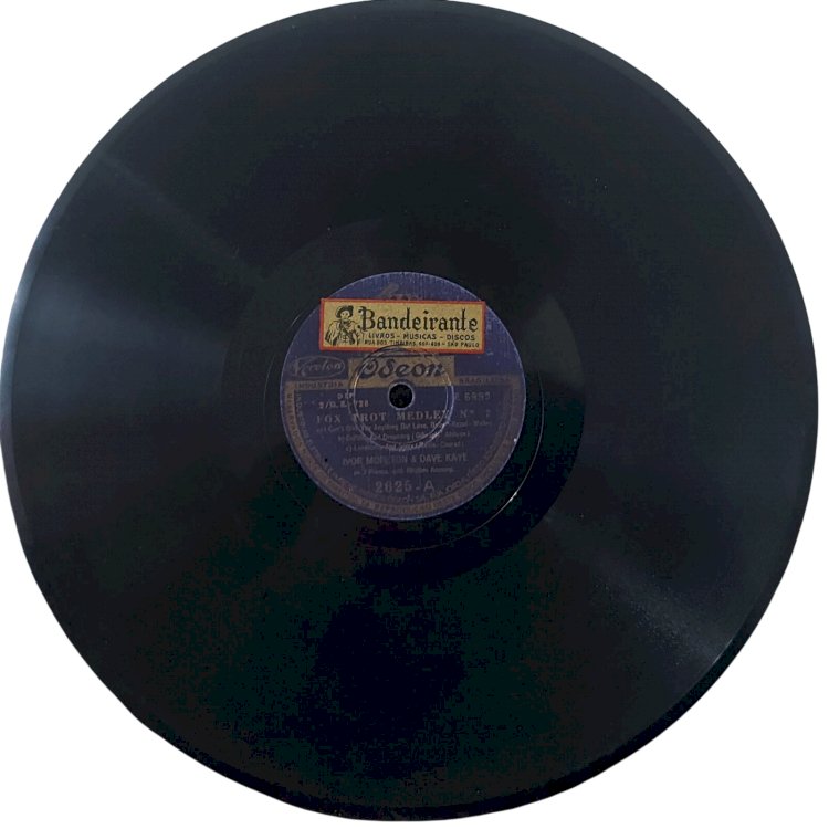Disco Fox Trot Medley, Ivor Moreton, Dave Kaye, Gravado em 1937. Adquira pelo whats 11 912915070